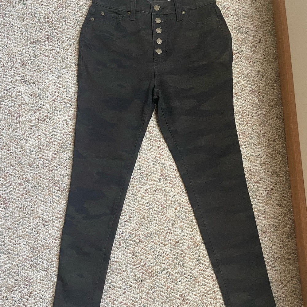 Camouflage Hight Waist Jeans Size 6